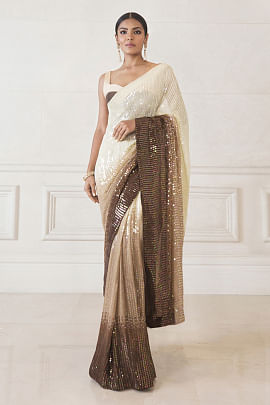 LFW 2021: Hina Khan looks straight out of a fairytale in Manish Malhotra  lehenga | Fashion Trends - Hindustan Times