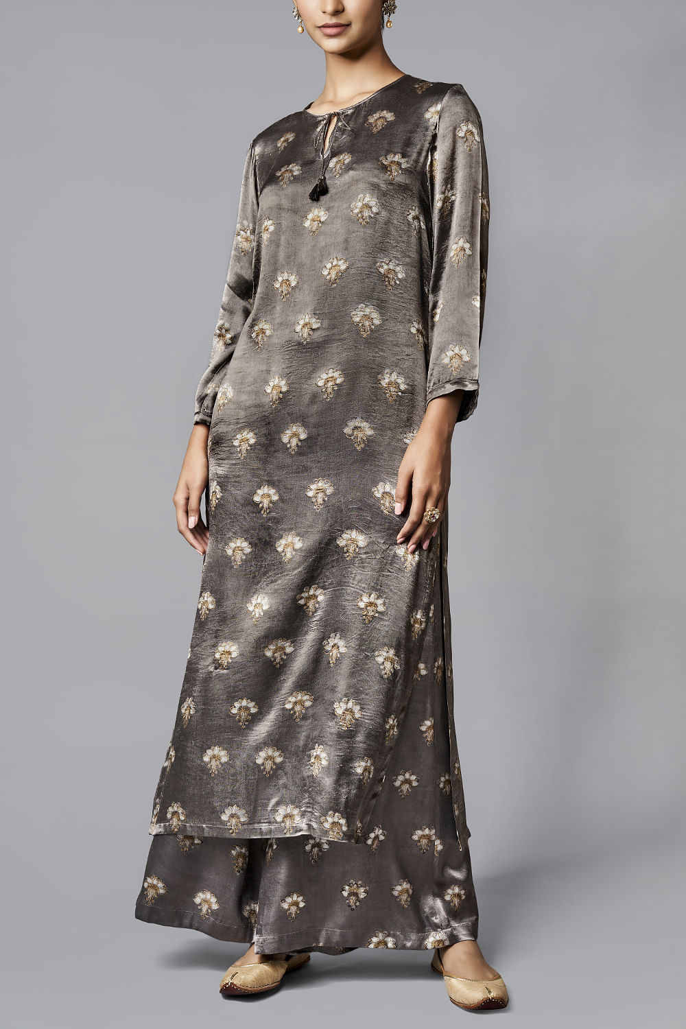 Buy Grey kurta palazzo set by Anita Dongre Grassroot at Aashni and Co