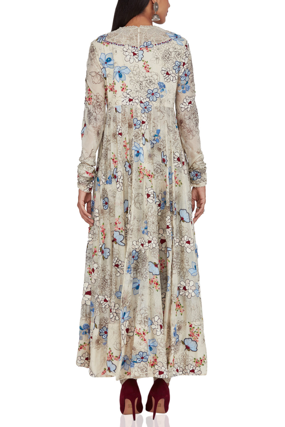 Printed chanderi kurta set by Anamika Khanna at AASHNI+CO.