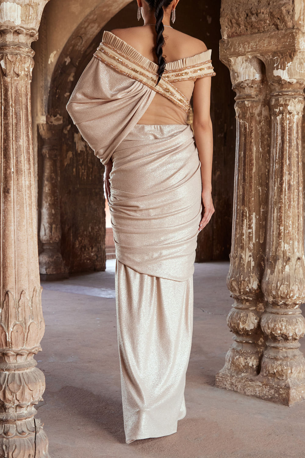 10 Different Trending Saree Draping Styles!