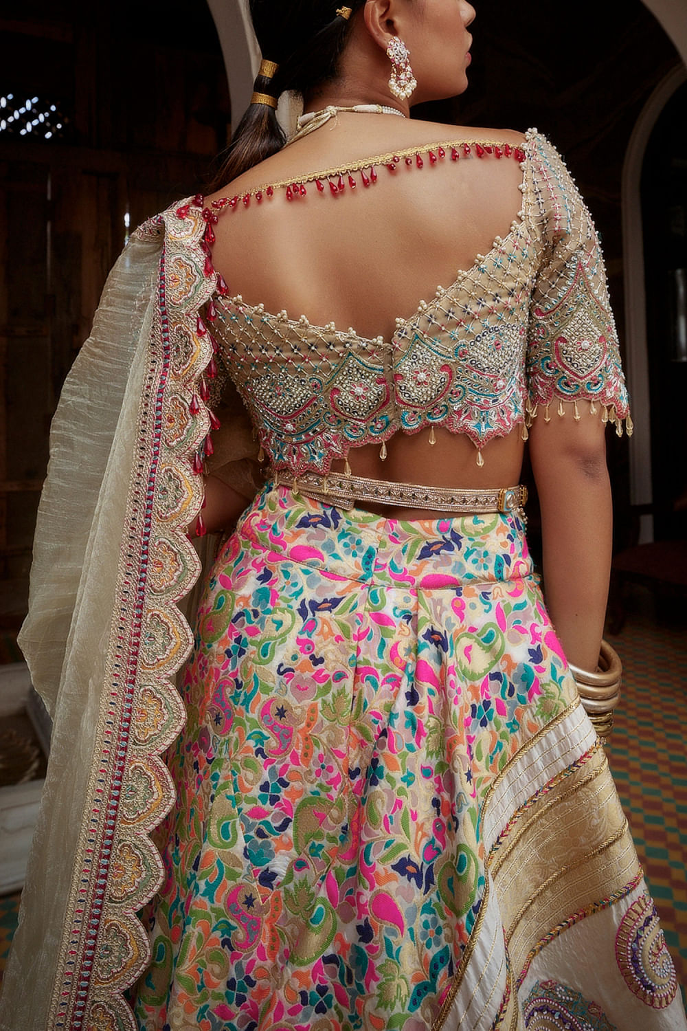 Jamawar lehenga design hot sale