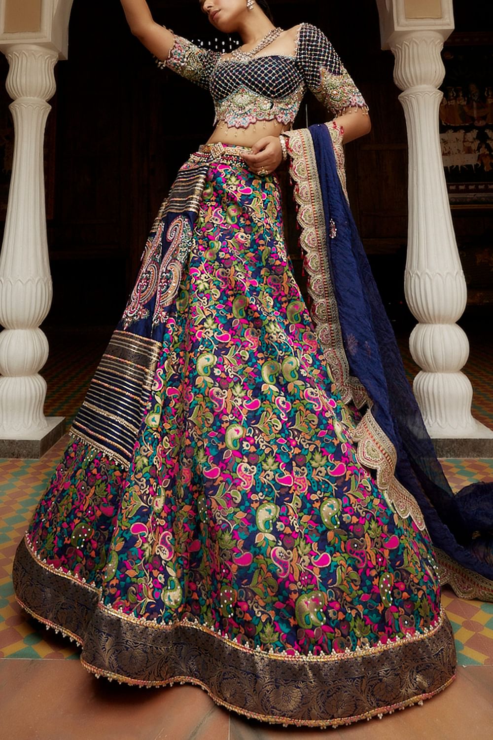 Jamawar lehenga style online