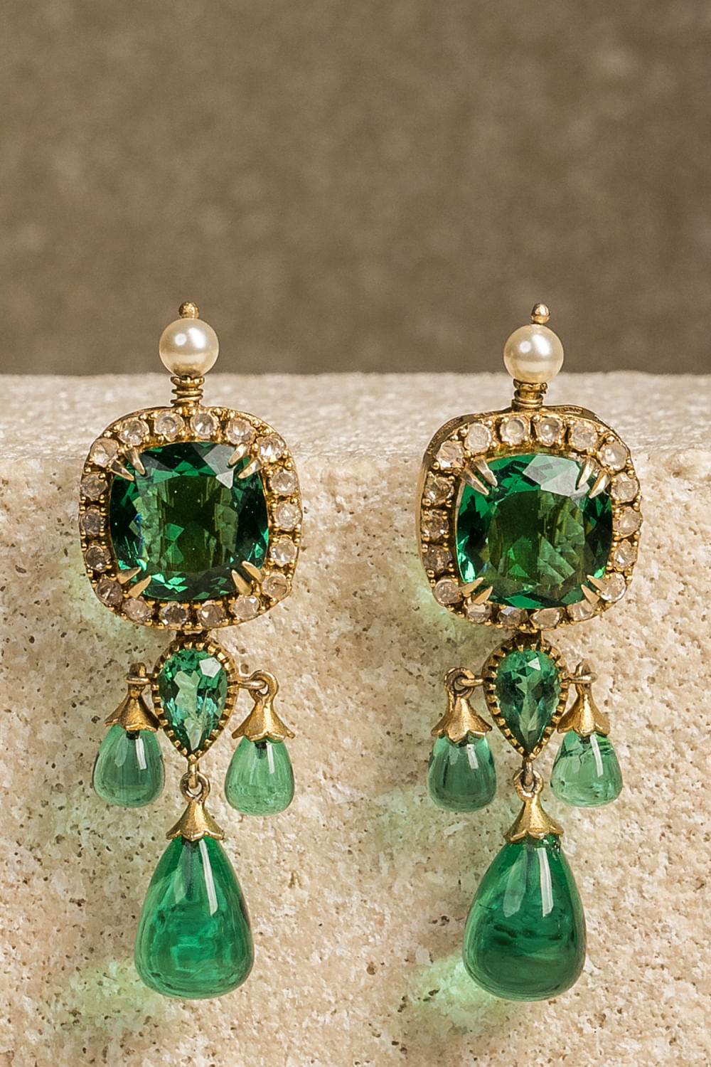 Amazon.com: Emerald Earrings Green Large Emerald green Teardrop Drop Estate  Style Earrings for Women Rhinestone Crystal Fashion Prom Wedding Waterdrop Dangle  Earrings: Clothing, Shoes & Jewelry