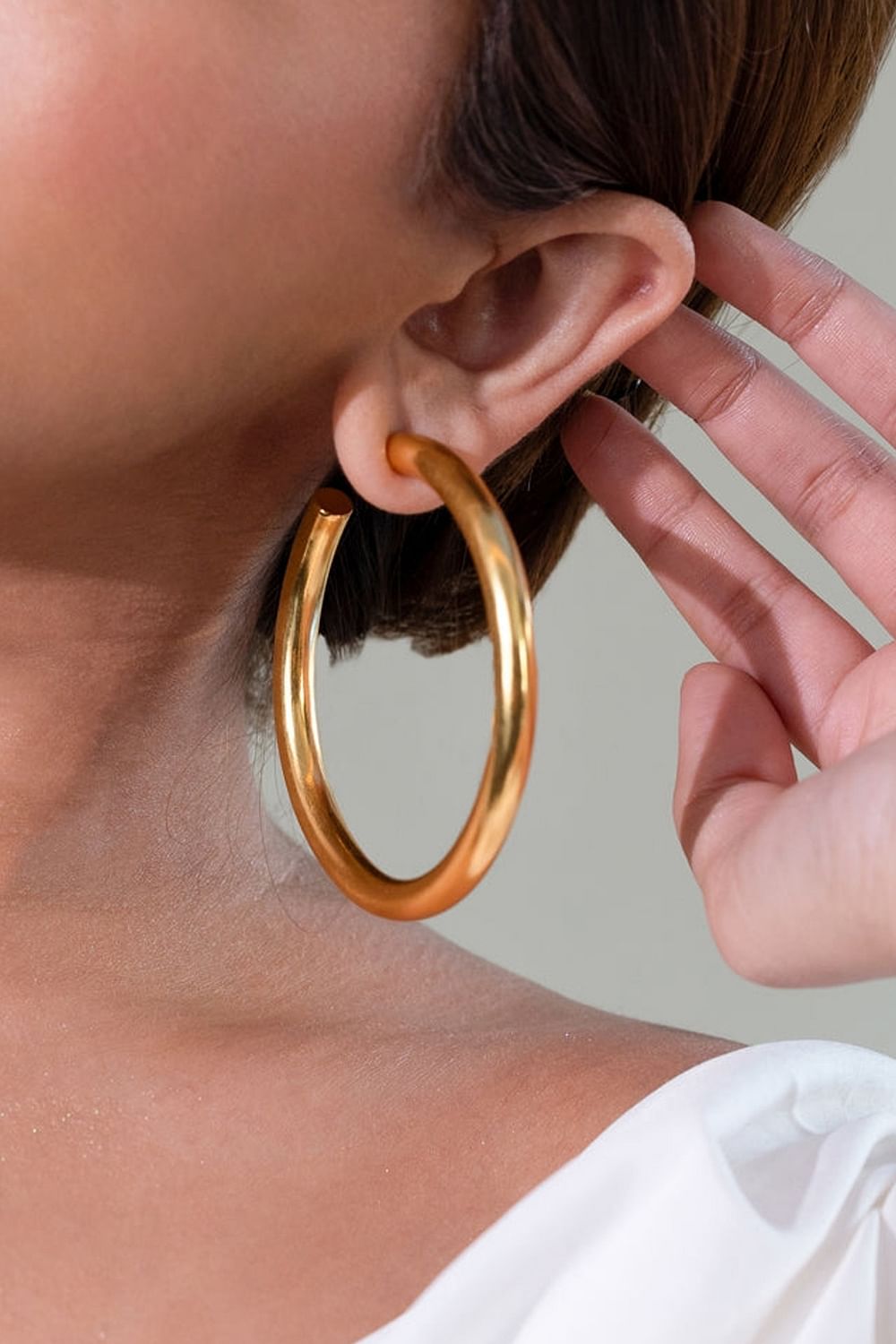 Gold chunky hoop earrings