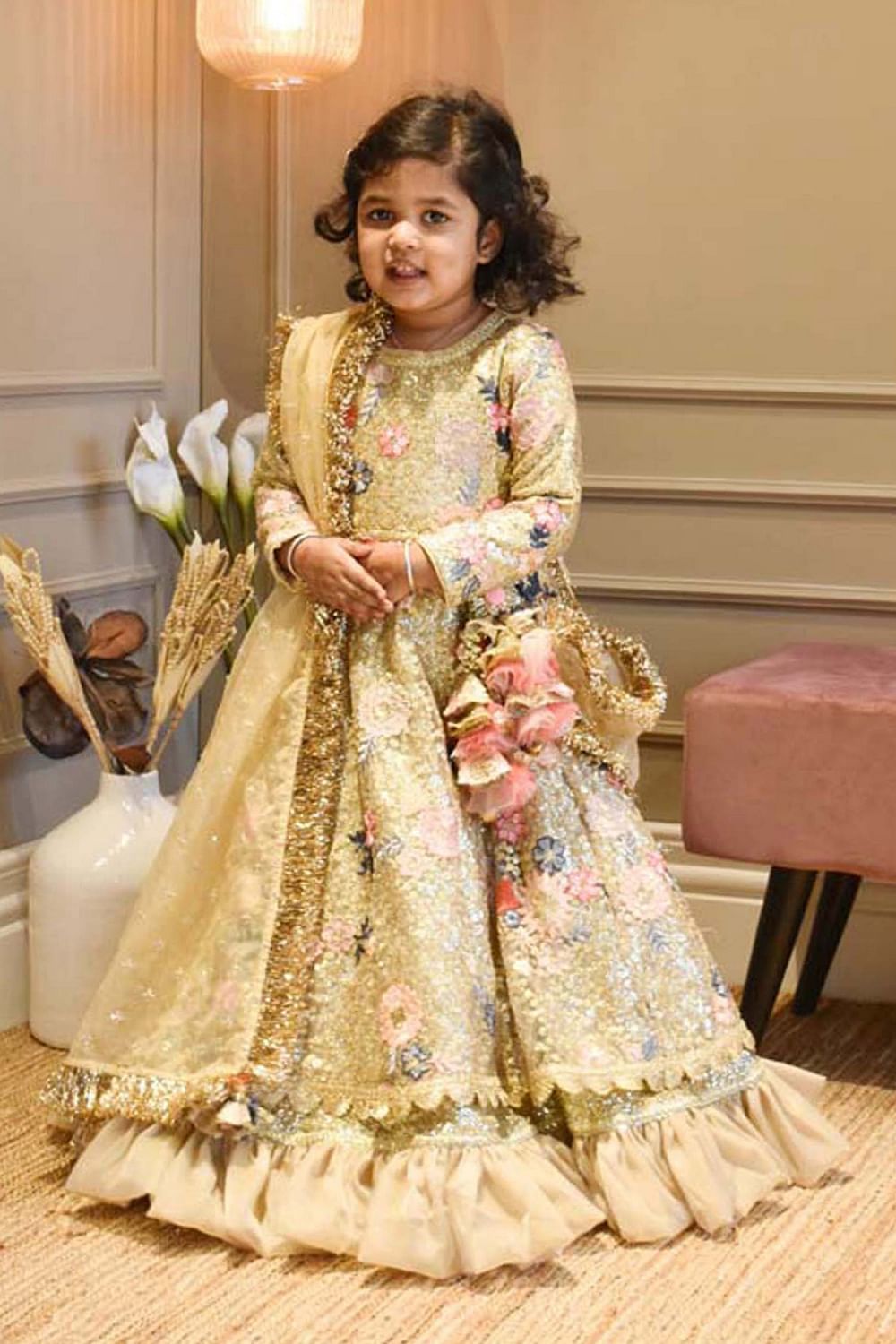 Buy Golden sequin anarkali set by Fayon Kids by Preeti Jatia at