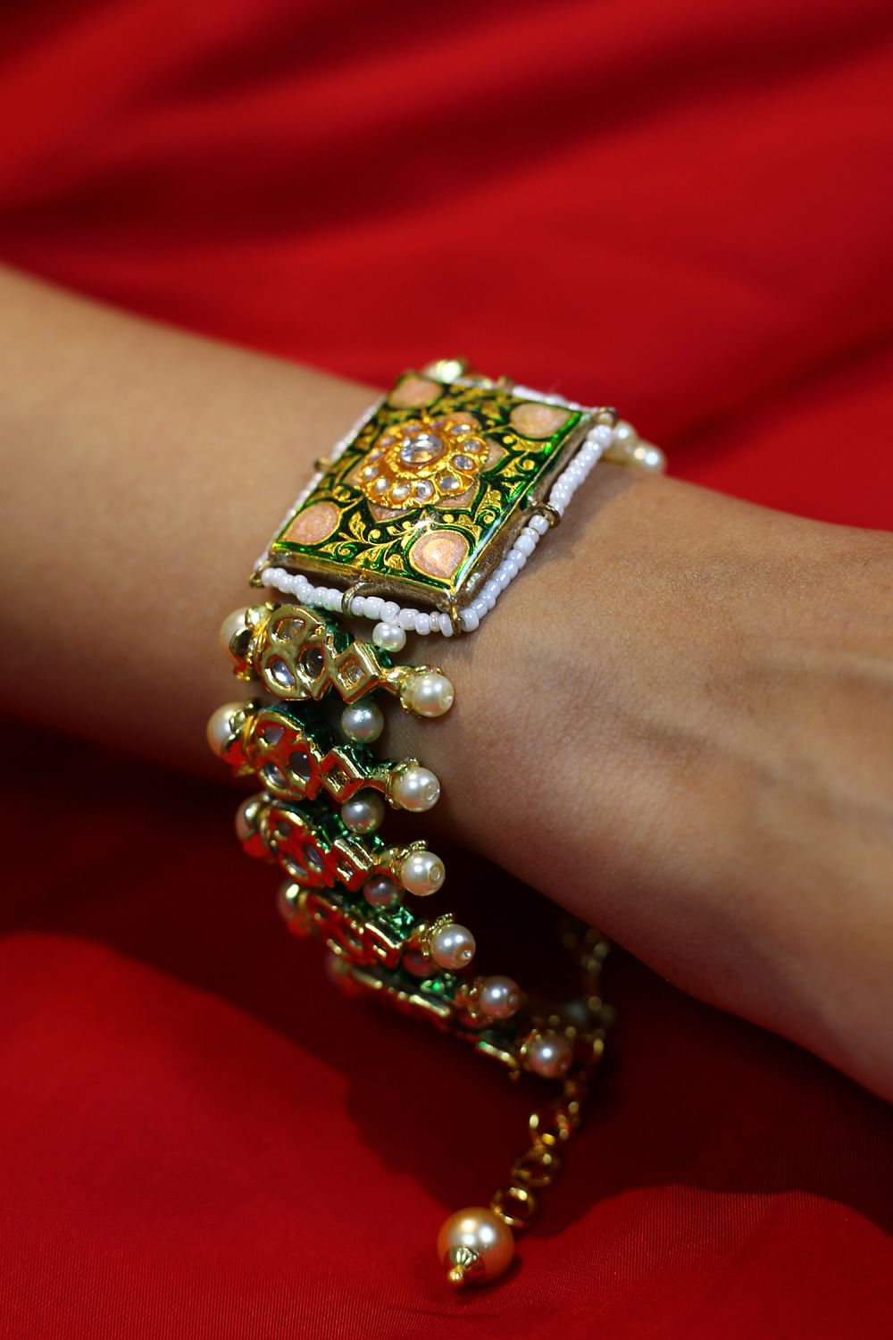 Jadau bracelet top