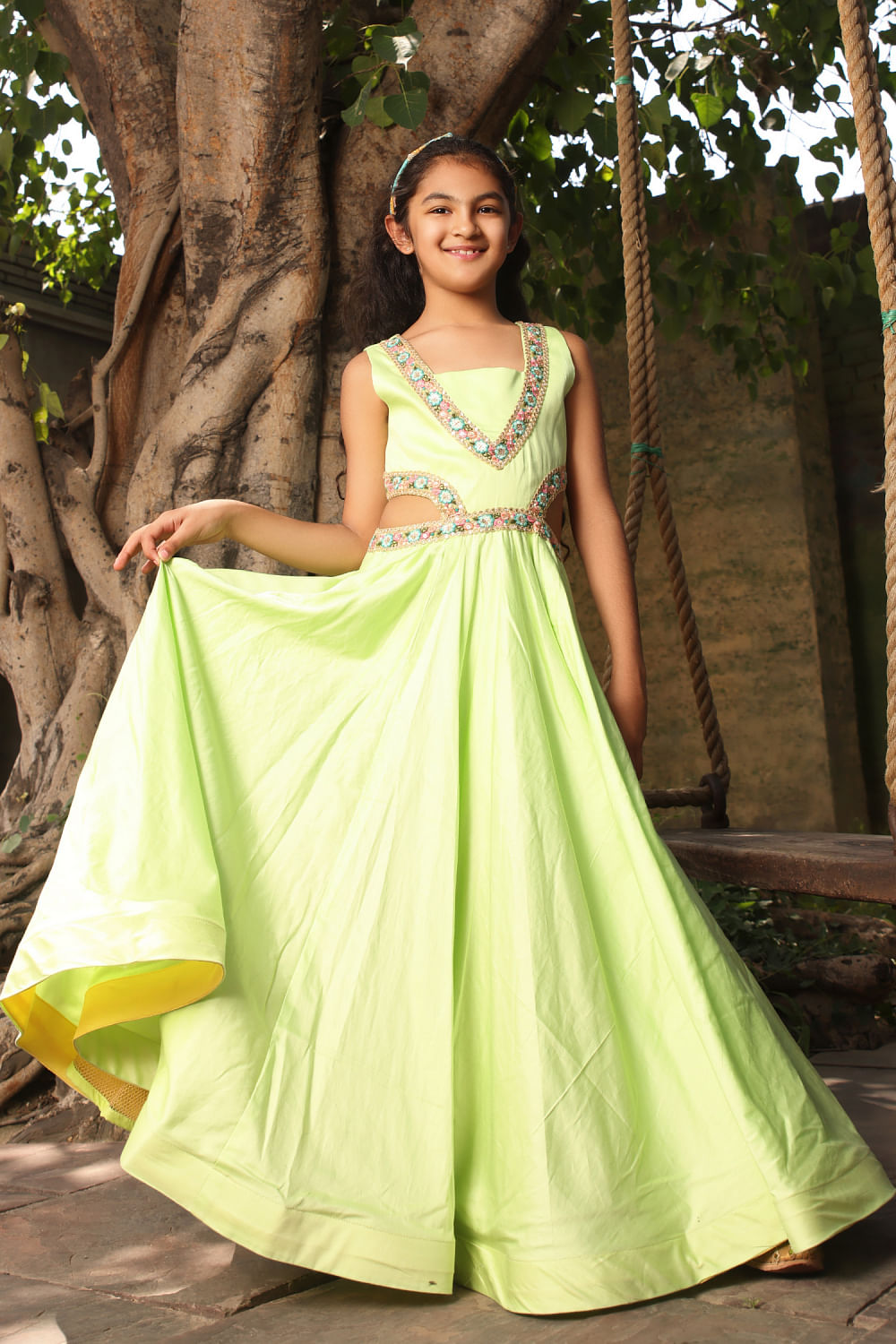 Buy Green printed cape and anarkali by Fayon Kids by Preeti Jatia