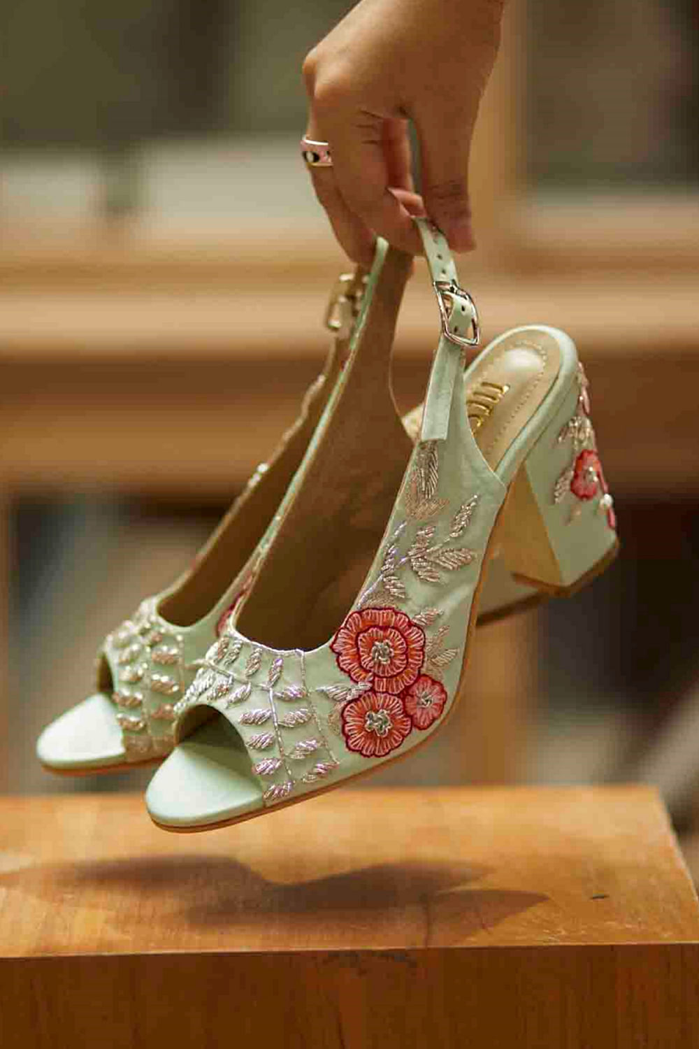 FRH floral embroidered heel sandals | Floral embroidered heels, Embroidered  heels, Sandals heels