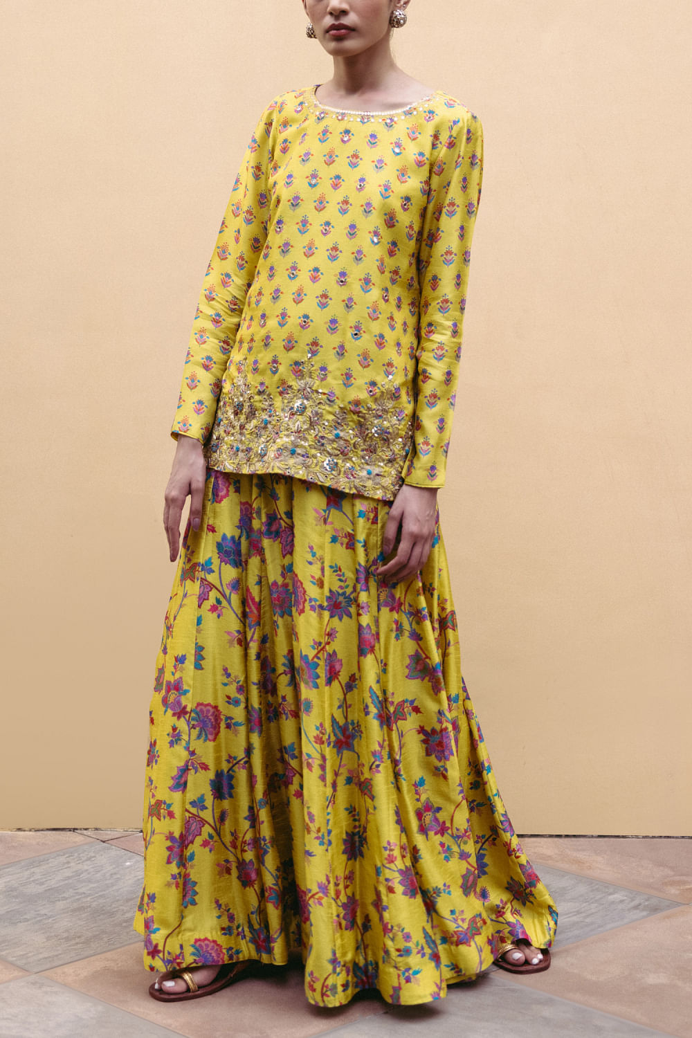 Kashifa Collection Handmade Lucknow Georgette Chikankari Kurti | Hand  Embroidered Handcrafted Women Kurta | Indian Ethnic Wear - Yellow