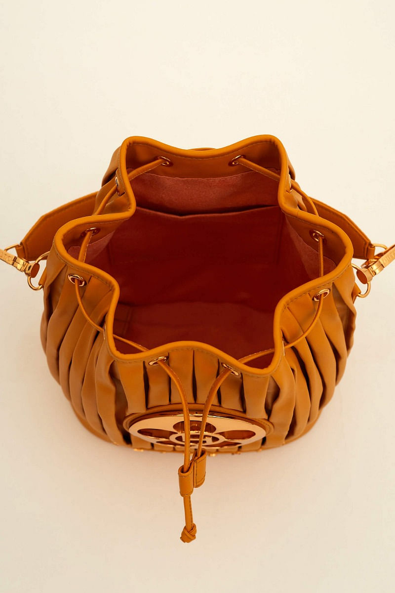 Buy Cocktail Bag In Gold Pearls by Designer OUTHOUSE JEWELLERY Online at  Ogaan.com
