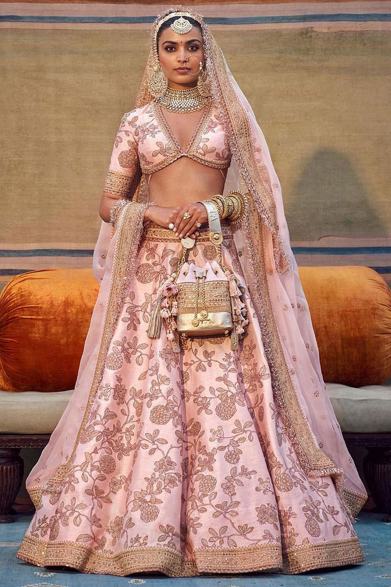 Here's How You Can Make A Designer Replica Lehenga In Budget!