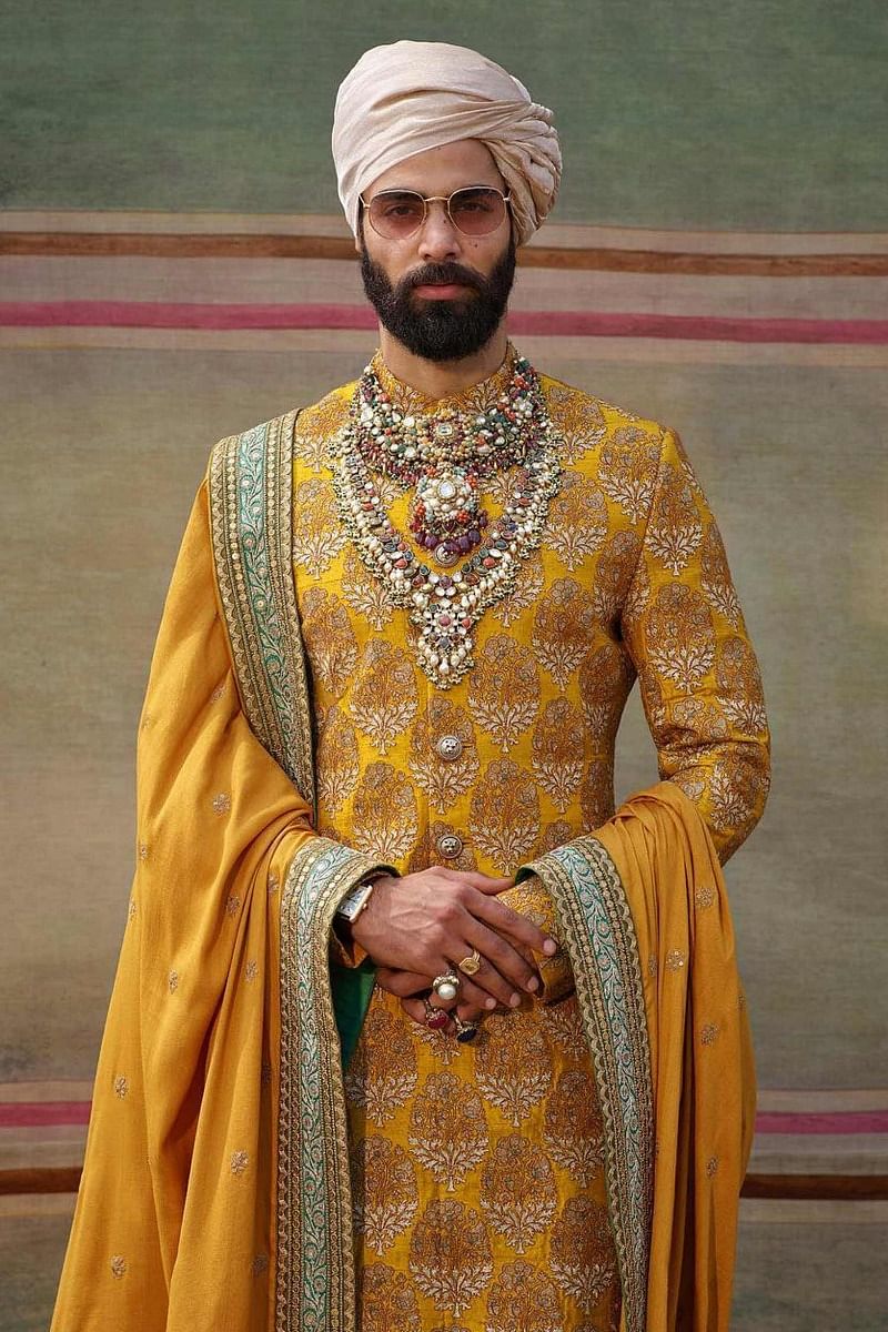 Yellow metallic butti sherwani