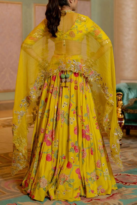 Cream-Yellow Floral Printed Lehenga Set Design by Neha Chopra Tandon at  Pernia's Pop Up Shop 2024