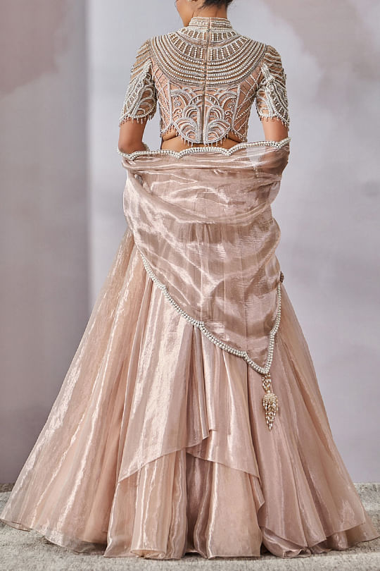 New Arrivals women – Page 9 – Tarun Tahiliani Official