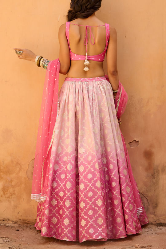 Best Online Shopping Sites for Lehengas