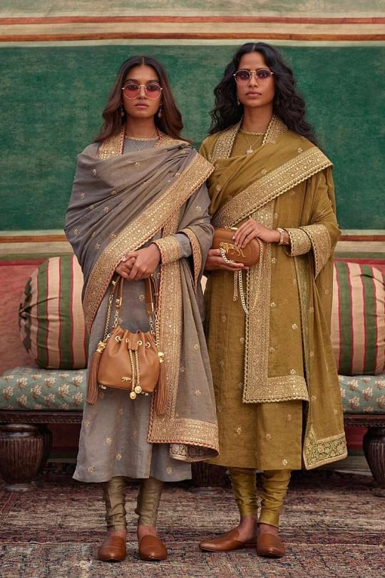 Sabyasachi kurta online hotsell