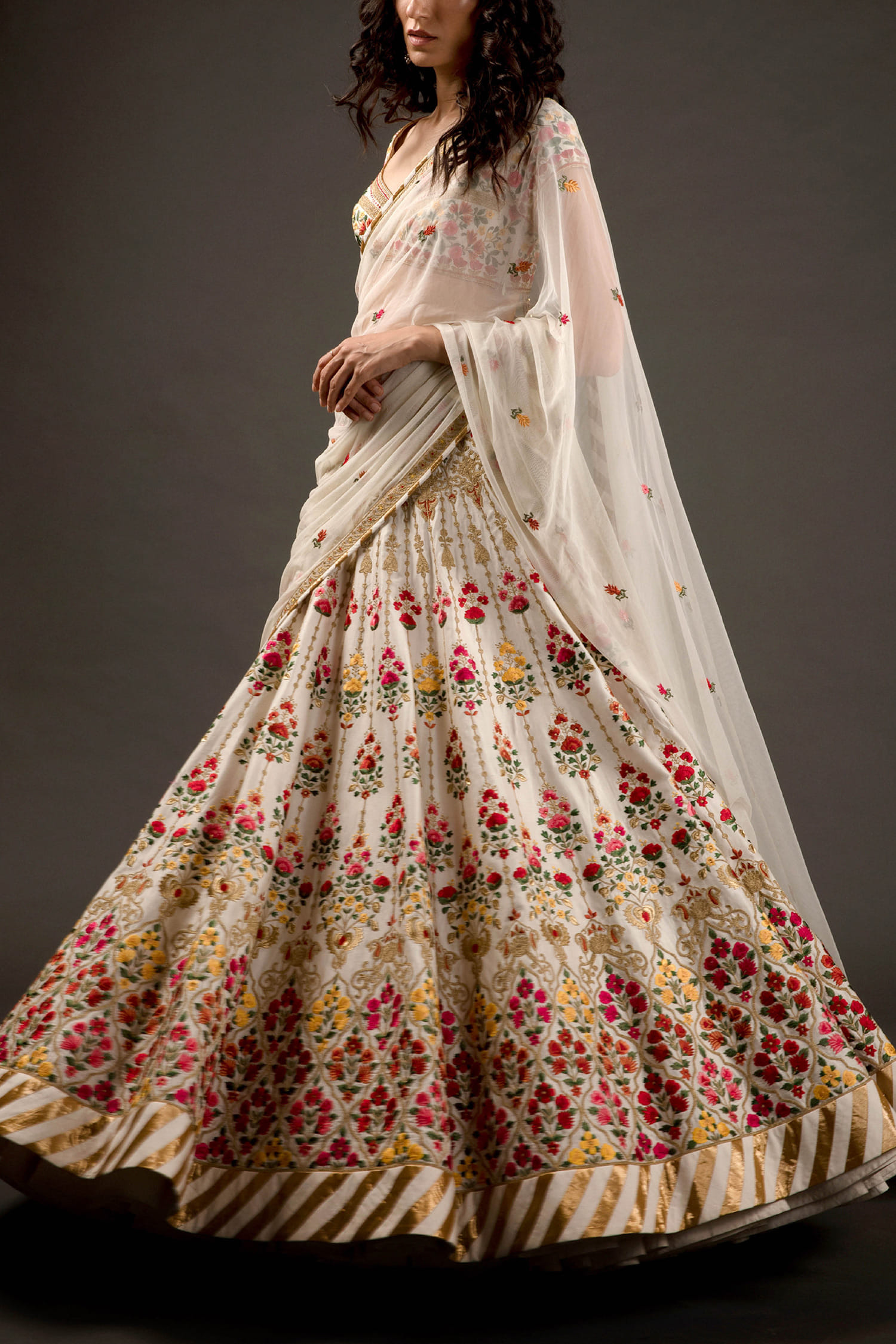 Buy Ivory floral embroidered lehenga set by Rohit Bal at Aashni and Co